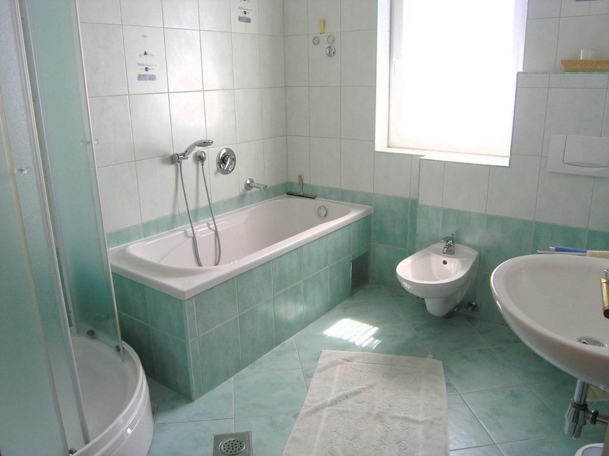 Apartman Juric Appartement Krk Town Buitenkant foto