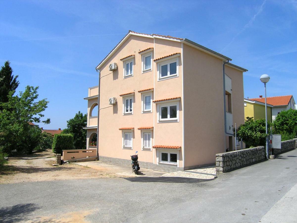 Apartman Juric Appartement Krk Town Buitenkant foto