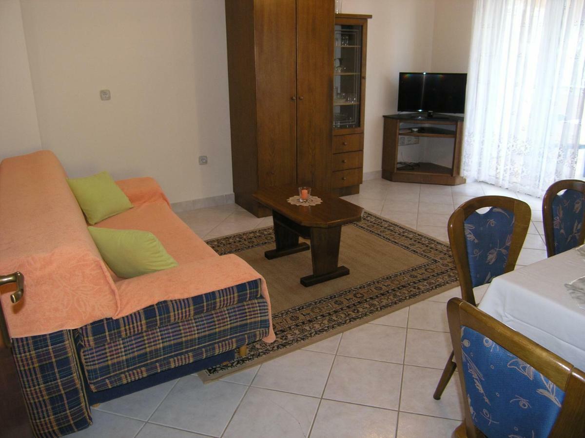 Apartman Juric Appartement Krk Town Buitenkant foto